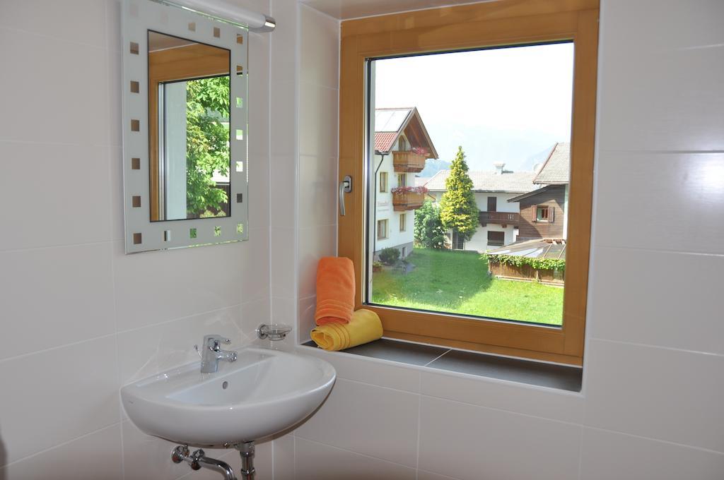Apart Ehstandhof Uderns Szoba fotó